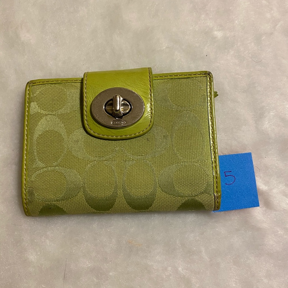 Green Wallet